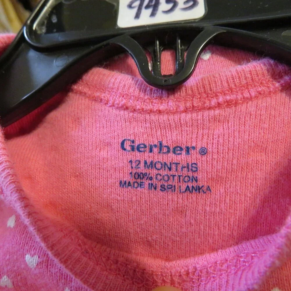 Baby Dk Pink with heart dots bodysuit 12 months Gerber (label cut)